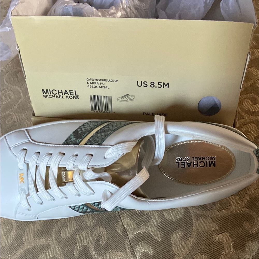 Michael Kors White and Green Sneakers with Stylish Design - Picture 3 of 6